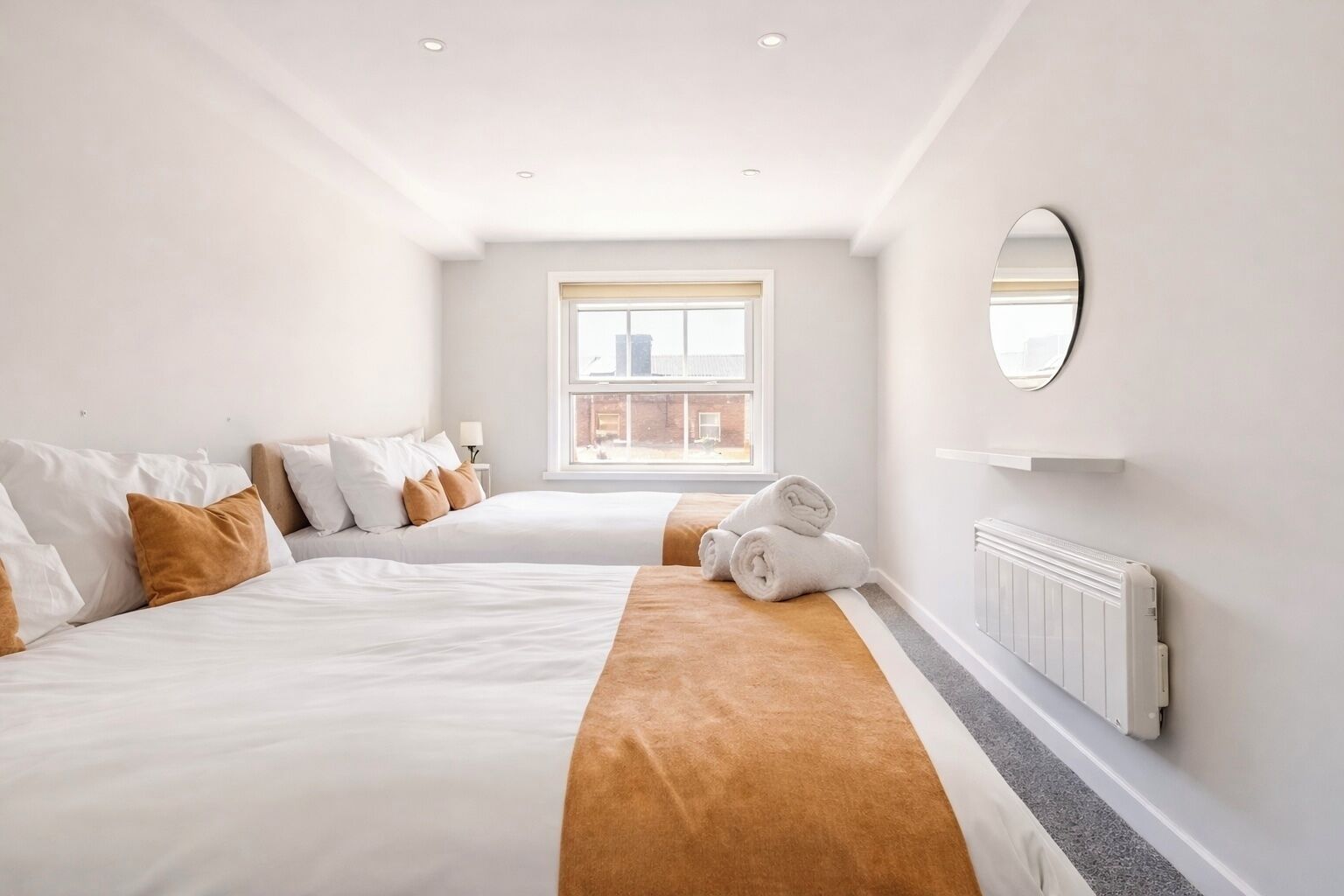 Strykjärn/strykbräda, wi-fi och sängkläder