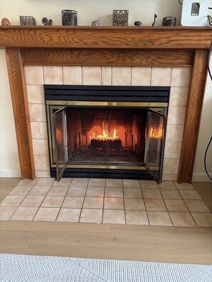 Interior - Cozy 3-bedroom house with office loft in Eugene awaits you (Eugene)
