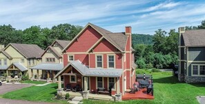 Exterior - The Lake House at Silver Ridge (Oakland)