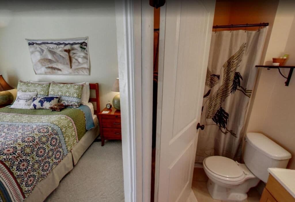 Iron/ironing board, free WiFi