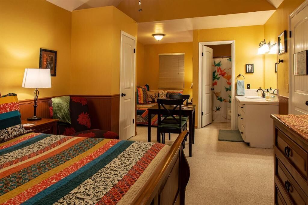 Family Studio Suite, Multiple Beds, Non Smoking, Garden View | Iron/ironing board, free WiFi