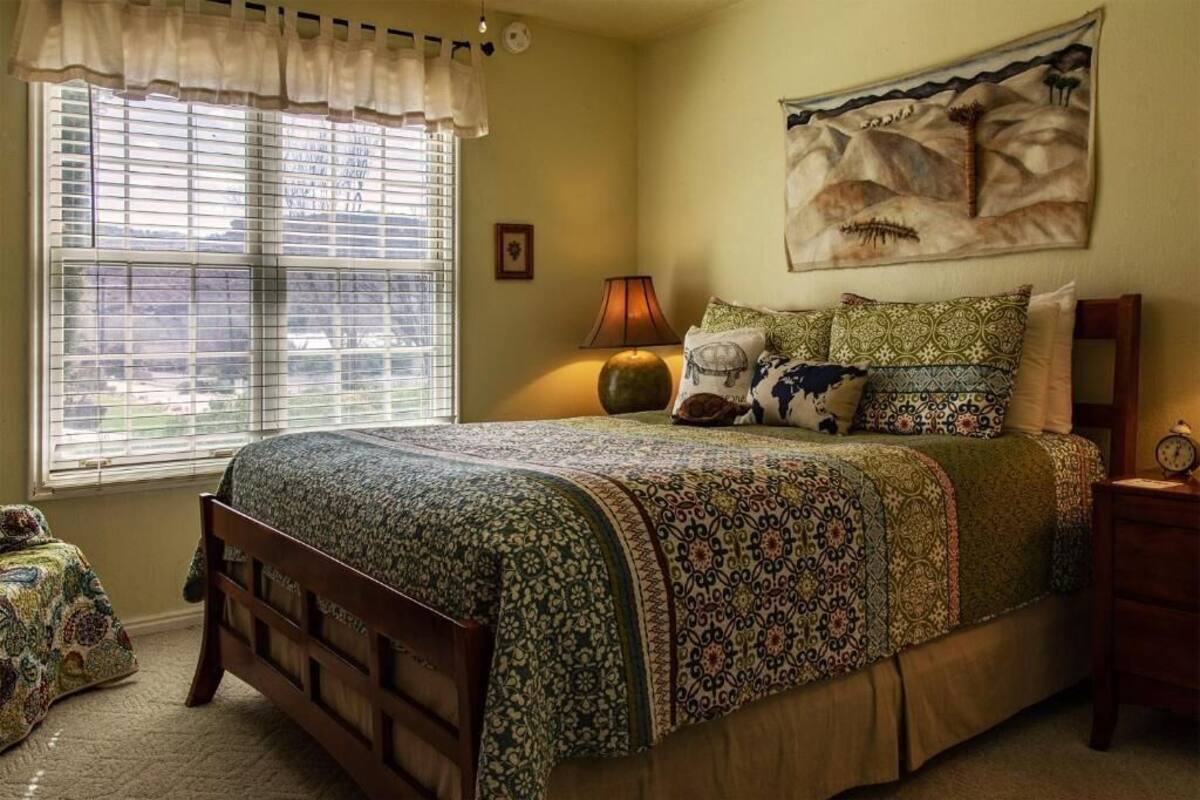 Economy Double Room, Garden View | Hypo-allergenic bedding available, iron/ironing board (on request)
