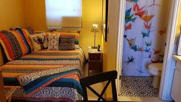 Family Studio Suite, Multiple Beds, Garden View | Iron/ironing board, free WiFi