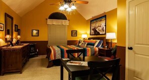 Family Studio Suite, Multiple Beds, Non Smoking, Garden View | Interior - 2 Cranes Inn - Zion (Rockville)