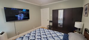 2 chambres, fer et planche à repasser, Wi-Fi gratuit, draps fournis