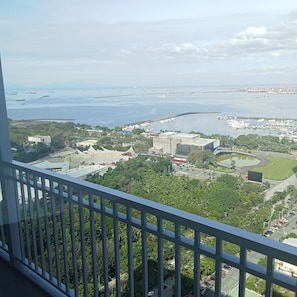 Property grounds - Family-Friendly Deluxe Condo – Close to Intramuros, Rizal Park, Manila Bay, (Pasay City)