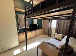 Living area - Beautiful apartment in the heart of downtown Rio with a view of Christ the Redeemer. Sleeps 4. (Rio de Janeiro)