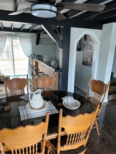 Terrific 3-bedroom country house in charming Sheldon with AC