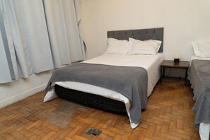 Iron/ironing board, WiFi, bed sheets - Apartment 32, fully equipped, central location – near... Brás, March 25th and Republic (São Paulo)