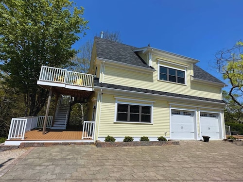 The Oaks Seaside Retreat