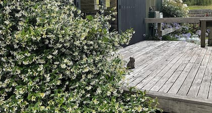 Large cottage close to walks, mountain bike parks and thermal attractions