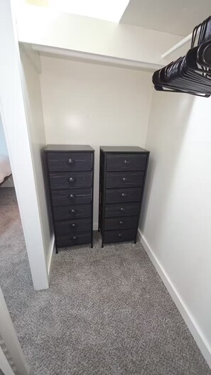 Interior - Pittsburgh’s Newest Jacuzzi & Fire Pit Urban Lodge (Pittsburgh)