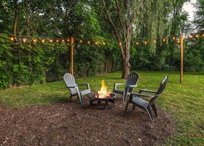 Property grounds - Creekside Bungalow-Charming, Close to Downtown! (Waynesville)