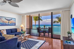 Smart TV - Direct Oceanfront 2BD Condo w Panoramic Views in West Maui-Valley Isle 408 (Lahaina)