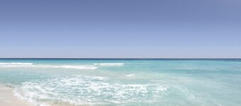 "Kuti Sands" - Luxe Coastal Escape, Solar Heated Pool, meters from Goolwa Beach