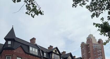 2-bedroom apartment in perfect Rochester with cool AC