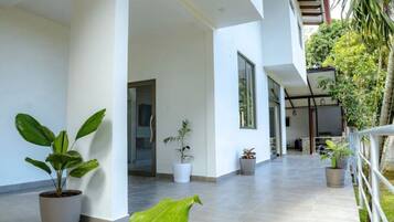 Enceinte de lâhĂ©bergement