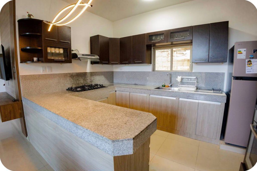 雪櫃、微波爐、焗爐、爐具