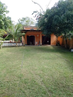 Exterior - Costa do Sol Condominium, 600m from Guaratuba beach, near Boraceia and Riviera. (Bertioga)