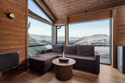 Exclusive cabin and annex at the top of Hodlekve