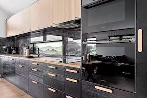 Private kitchen - Modern gem by beautiful Hafslovatnet (Vestland)