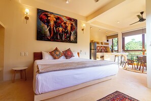 아파트, 킹사이즈침대 1개 및 소파베드, 간이주방, 바다 전망 | 객실 내 금고, 암막 커튼, 다리미/다리미판, 무료 WiFi