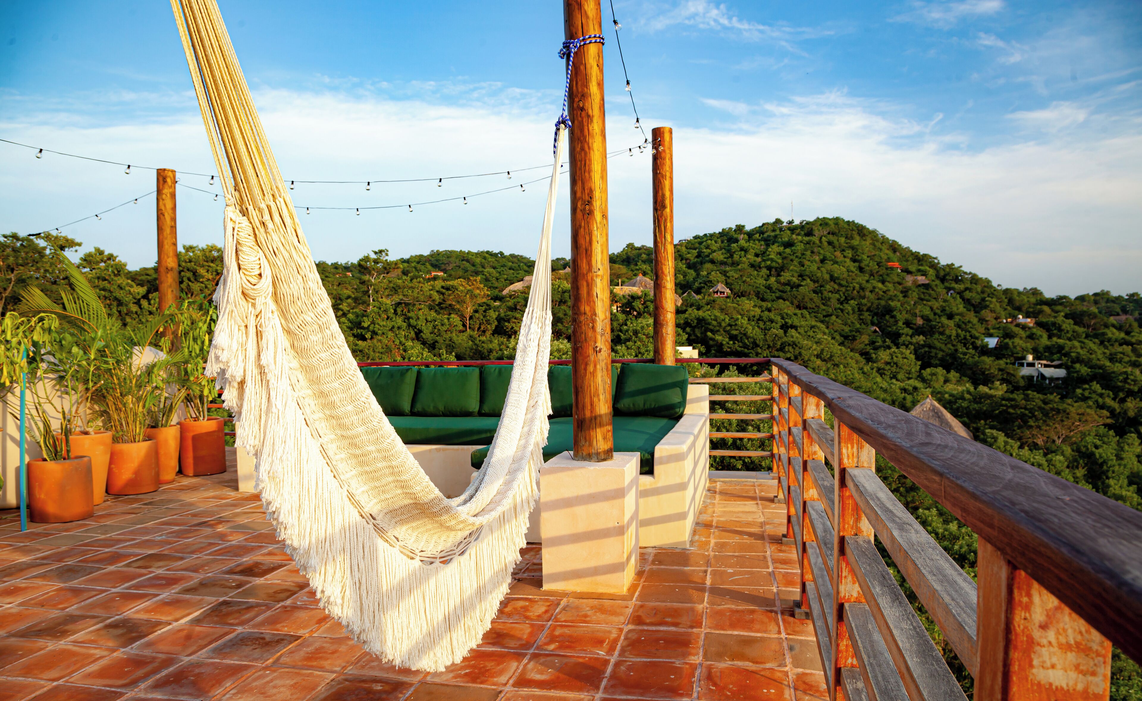 อพาร์ทเมนท์, นำสัตว์เลี้ยงเข้าได้, วิวทะเล | วิวภูเขา