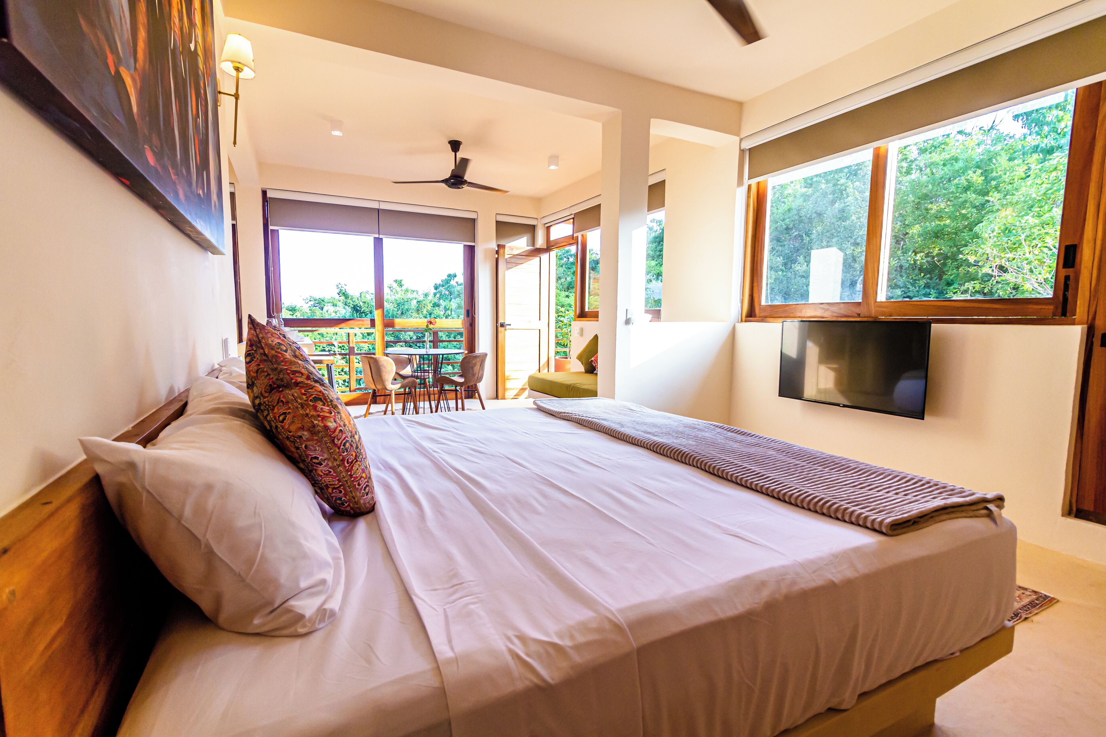 Apartment, 1 King-Bett und Schlafsofa, Kochnische, Meerblick | Zimmersafe, Verdunkelungsvorhänge, Bügeleisen/Bügelbrett