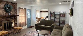 Recently renovated, spacious 4-bedroom house in Broken Arrow