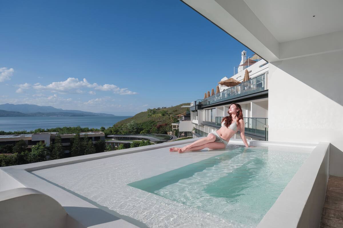 Superior-Suite, Balkon, Poolblick | Eigener Pool