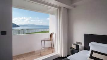 Romantic Twin Room, Balcony, Lake View | Balcony