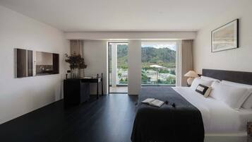 Individually decorated, individually furnished, free WiFi