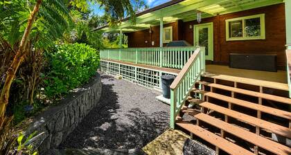 Beautiful Volcano Getaway With Hot Tub Near National Park