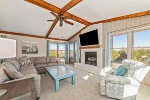 TV - Spacious Duck Beach Home - Walk to Beach, Shops & Restaurants (Kitty Hawk)