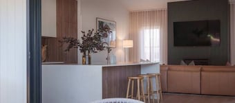 Tide ~ 3 King rooms~Steps to the Sea~Gas fireplace