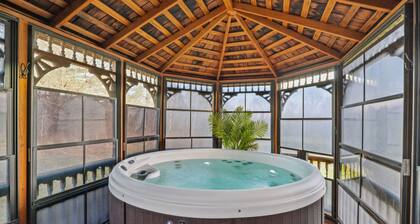 NEW All-Star Retreat 5 Min to Cooperstown w/ Hot Tub, Pool, Arcade, 2 Game Rooms