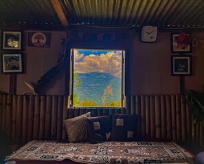 Deluxe Cottage, Private Bathroom, Mountain View | Interior - Yangsum Village Homestay (Gyalshing)