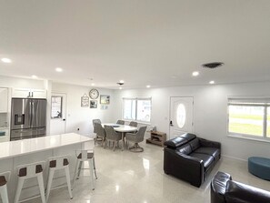 Interior - Charming 2 BR, 2 BA Home in Englewood – Just 2.5 Miles from the Beach! (Englewood)