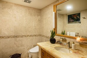 Shower, hair dryer, towels, soap - Elegant 3BR Beachfront Luxury Condo Near Paradise Village, Nuevo Vallarta Mexico (Nuevo Vallarta)