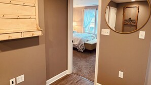 1 Schlafzimmer, Schreibtisch, Bügeleisen/Bügelbrett, kostenloses WLAN