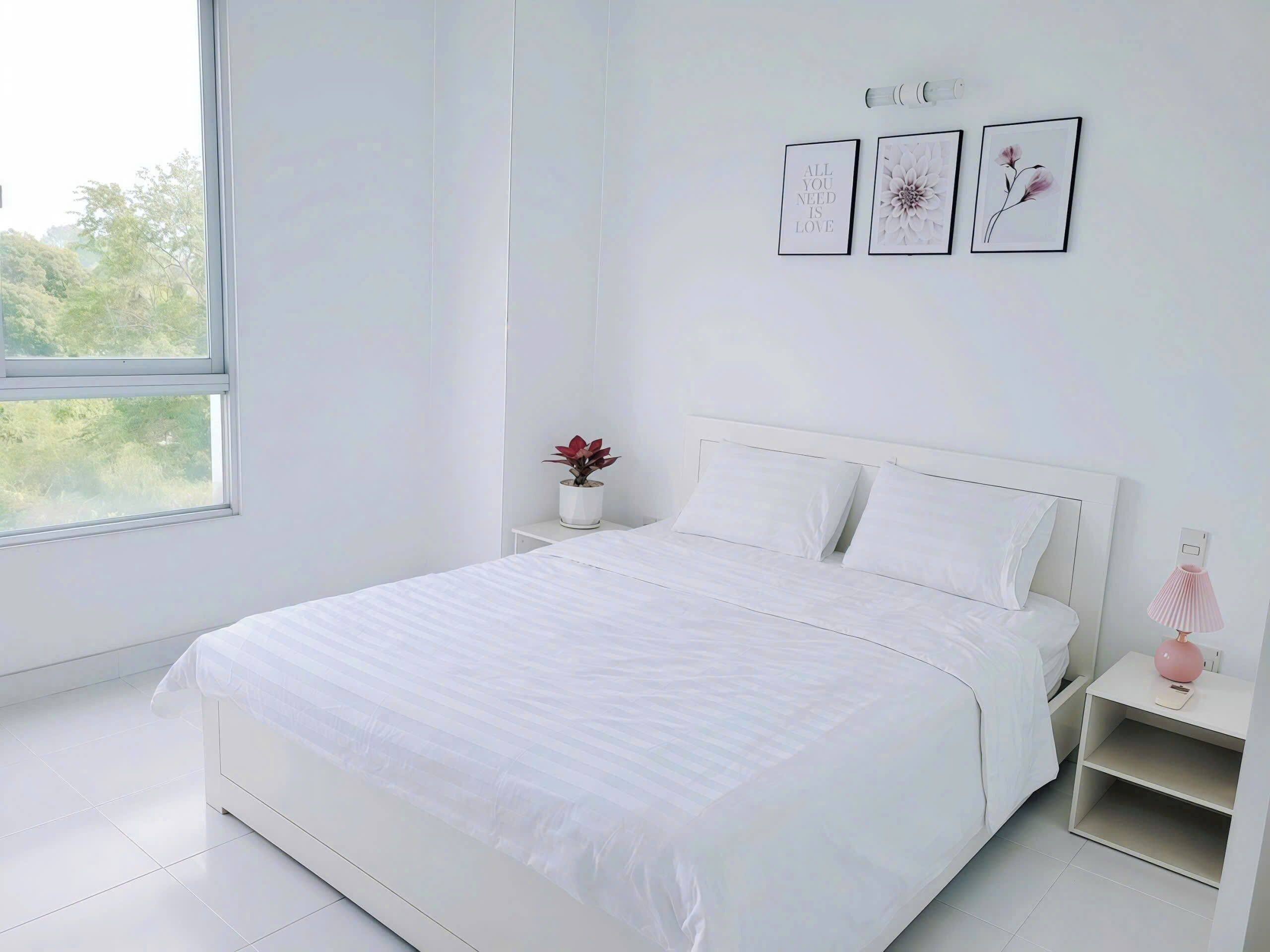 Masa, dizüstü bilgisayar çalışma alanı, ses yalıtımı 