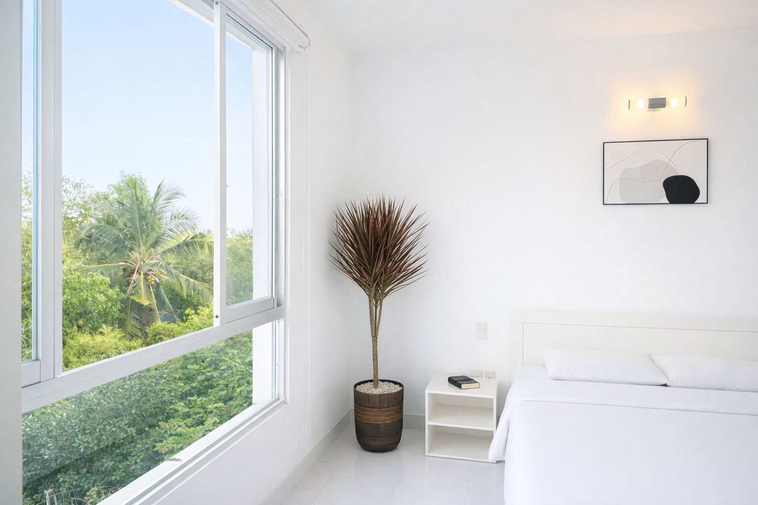 Standard Studio, City View | Desk, laptop workspace, soundproofing, free WiFi