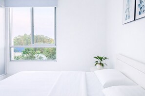 Superior Apartment | Desk, laptop workspace, soundproofing, free WiFi - HD Garden Thu Dau Mot (Thu Dau Mot)