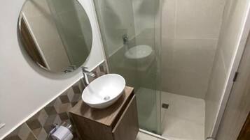 Shower, soap, shampoo, toilet paper