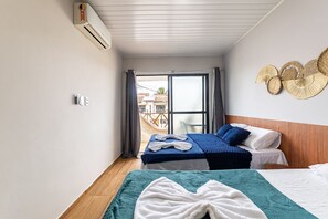 3 bedrooms, free WiFi, bed sheets, wheelchair access