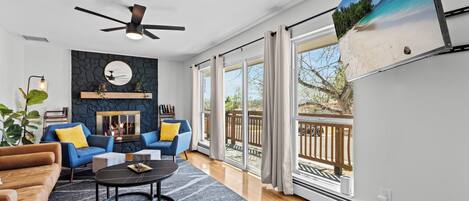 تلفزيون ذكي، كُتُب