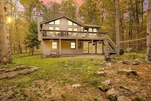 Exterior - Chalet Retreat Hot Tub, Theater, Arcade & Firepits (Big Bass Lake)