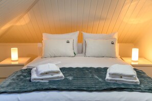 2 bedrooms, iron/ironing board, travel cot, WiFi - Banda Além Apartment by Mth (Pico da Banda de Além)