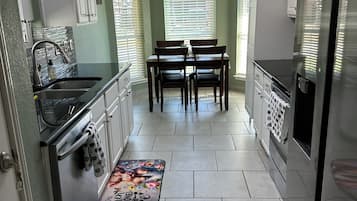 Microwave, oven, stovetop, dishwasher