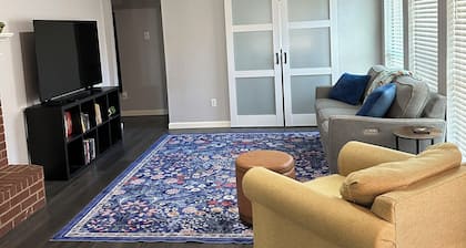 Lovely 3-bedroom house with AC in peaceful Mansfield